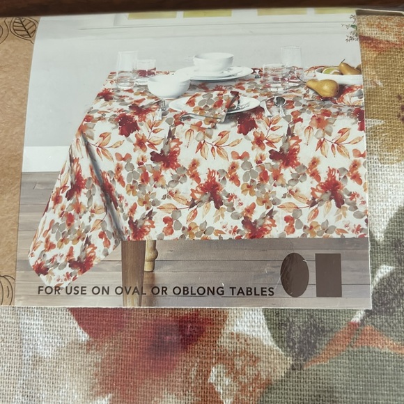 Autumn Trail Tablecloth 60 x 102” New in package - Picture 3 of 8